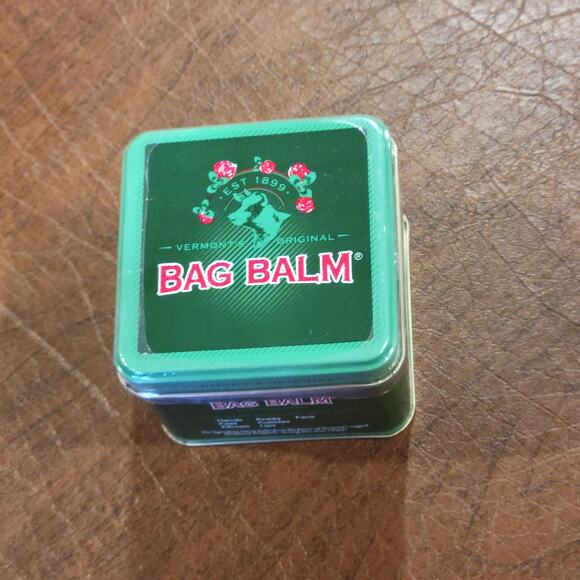 Vermont’s Original Bag Balm, Skin & Body Moisturizer for Dry Skin, 8oz Tin New - Picture 3 of 7